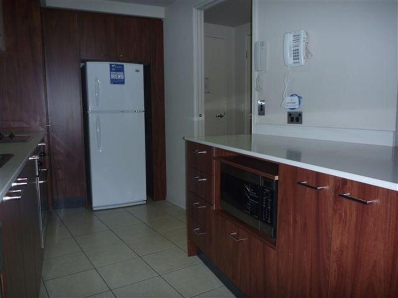 23 Ferny Avenue, Surfers Paradise QLD 4217