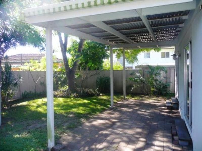 26 Tallara Street, Coombabah QLD 4216