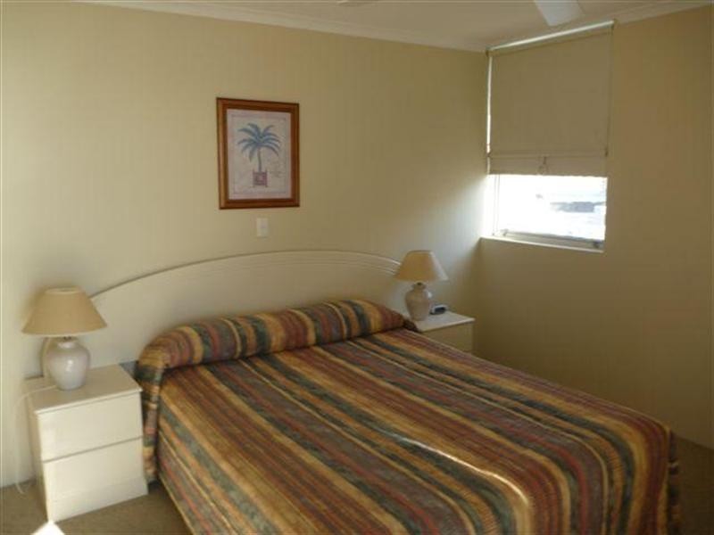 26 The Esplanade, Surfers Paradise QLD 4217