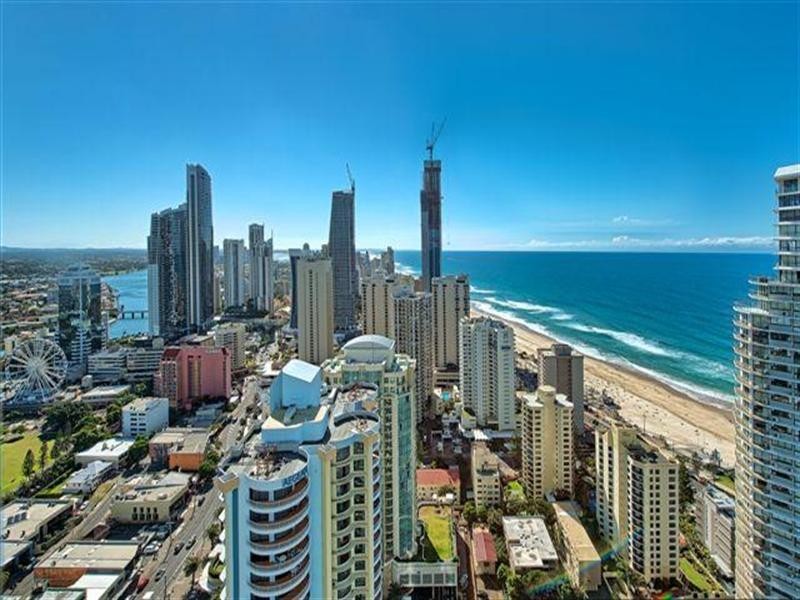 9 Hamilton Avenue, Surfers Paradise QLD 4217