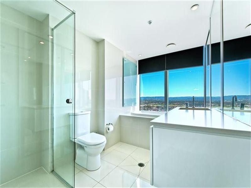 9 Hamilton Avenue, Surfers Paradise QLD 4217