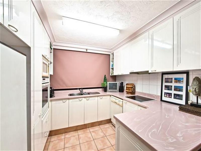 5 Clifford Street, Surfers Paradise QLD 4217