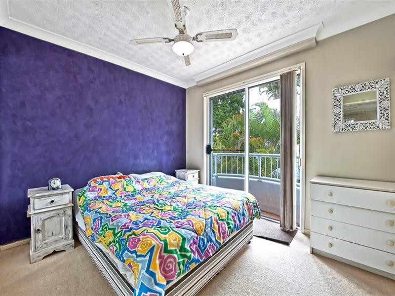 7 Purli Street, Surfers Paradise QLD 4217