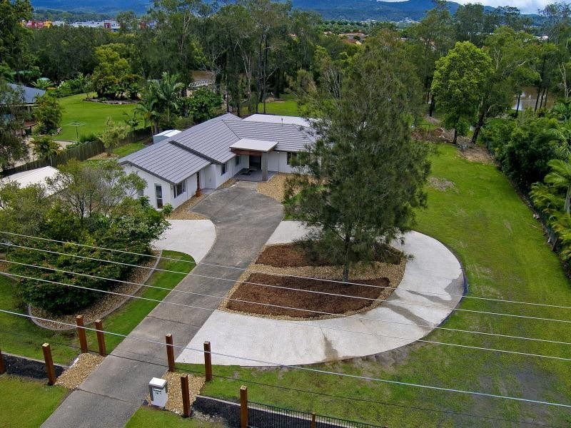 38 Riverdowns Crescent, Helensvale QLD 4212