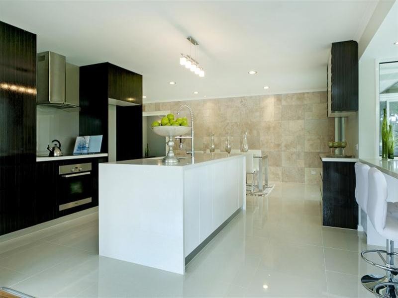 38 Riverdowns Crescent, Helensvale QLD 4212