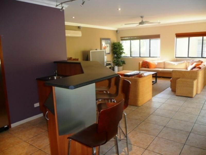 30 Emu Court, Sorrento QLD 4217