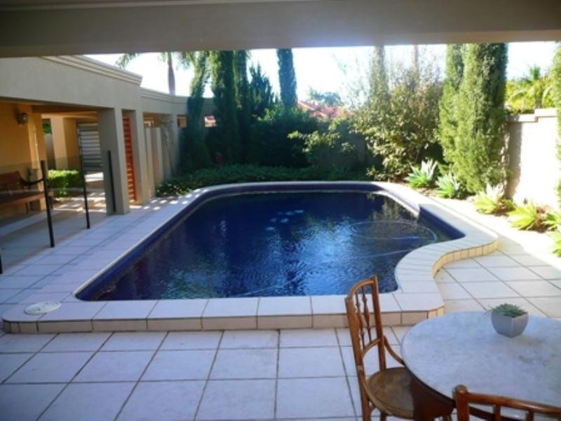 30 Emu Court, Sorrento QLD 4217