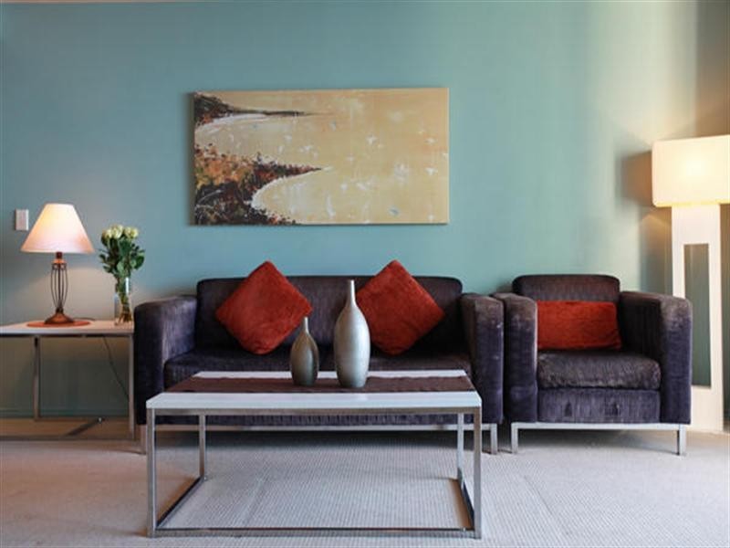 23 Ferny Avenue, Surfers Paradise QLD 4217