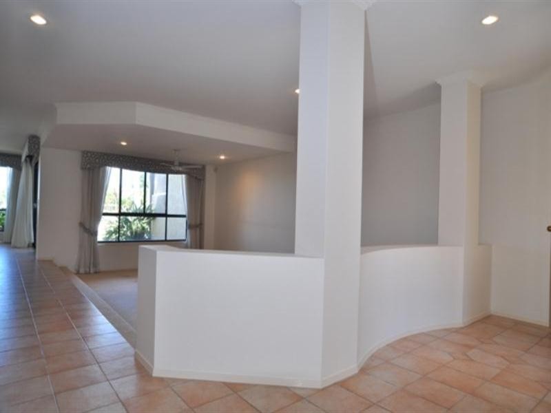 3/87 Morala, Runaway Bay QLD 4216