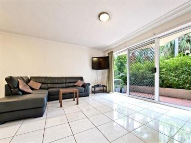 11-23 Wharf Road, Surfers Paradise QLD 4217