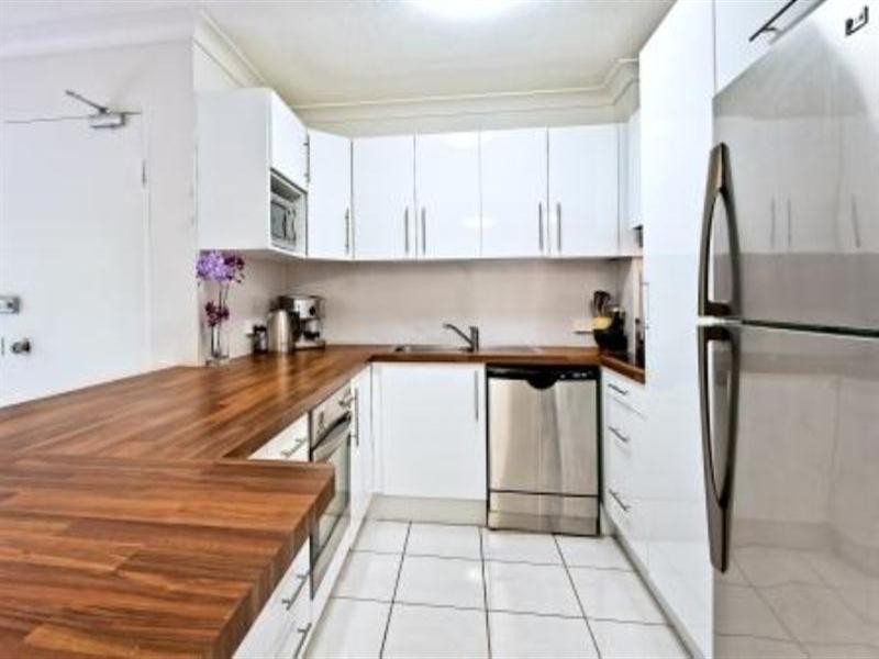 11-23 Wharf Road, Surfers Paradise QLD 4217