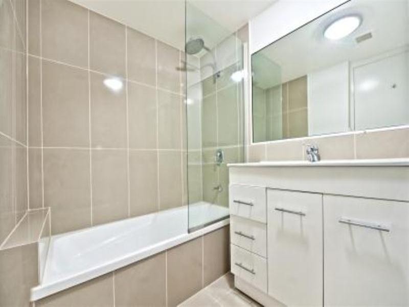 11-23 Wharf Road, Surfers Paradise QLD 4217