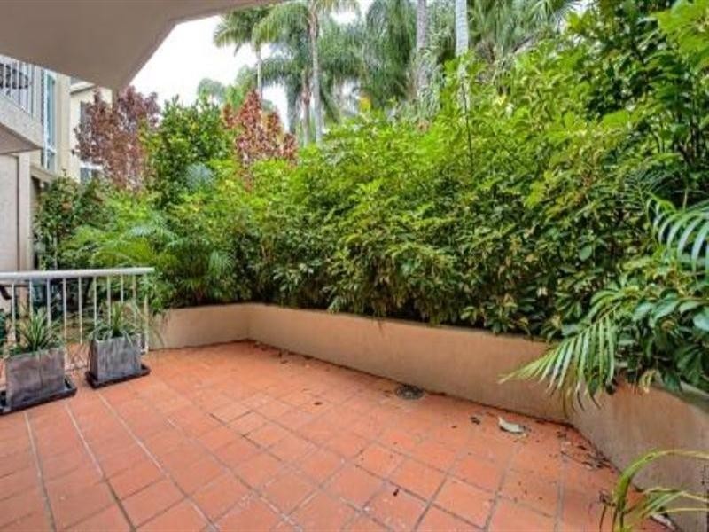 11-23 Wharf Road, Surfers Paradise QLD 4217