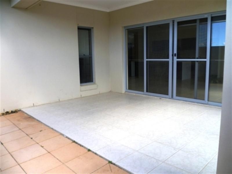 10 Iridium Drive, Hope Island QLD 4212