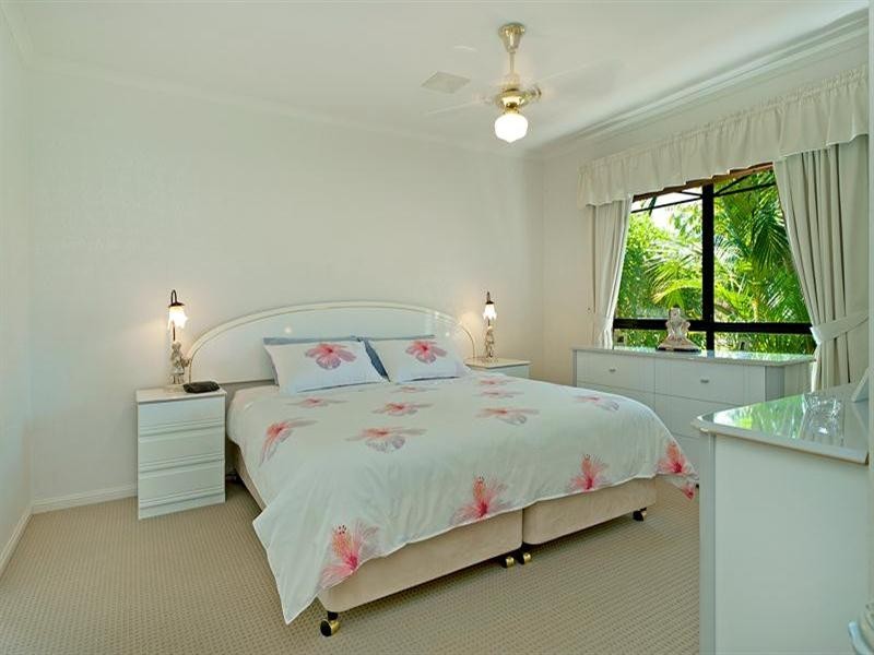 25 Audrey Avenue, Helensvale QLD 4212