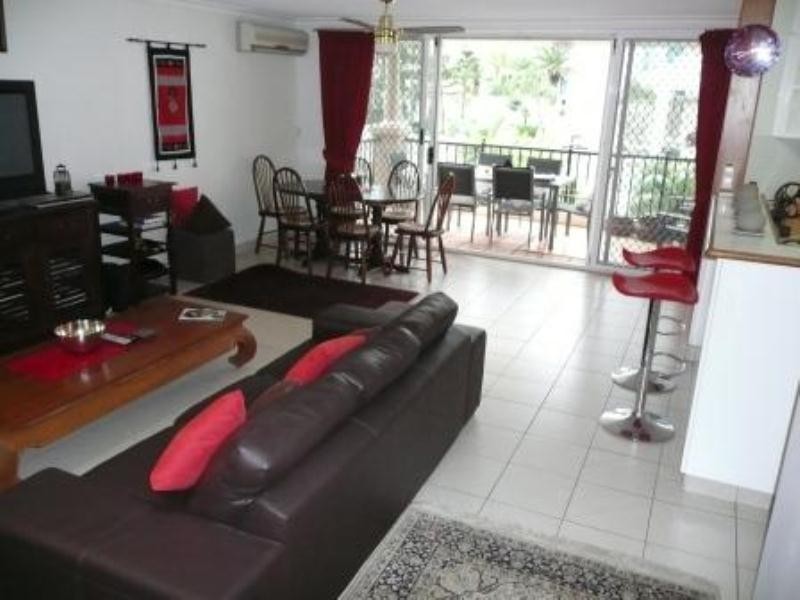 11-4 Northcliffe Terrace, Surfers Paradise QLD 4217