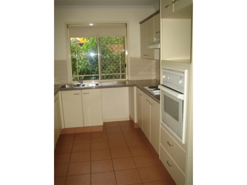 6a Centennial Place, Southport QLD 4215