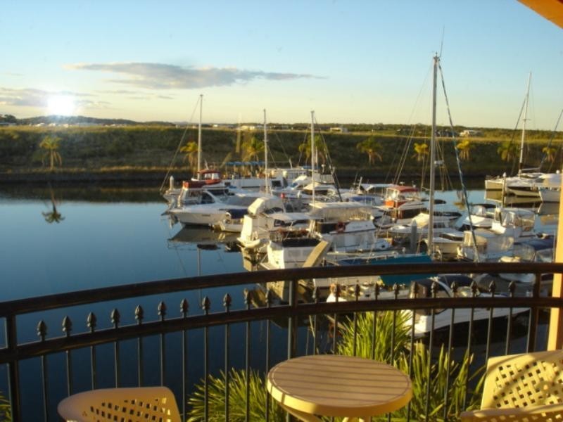 73 John Lund Drive, Hope Island QLD 4212