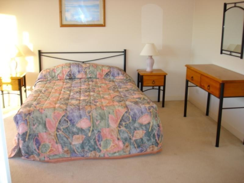 73 John Lund Drive, Hope Island QLD 4212