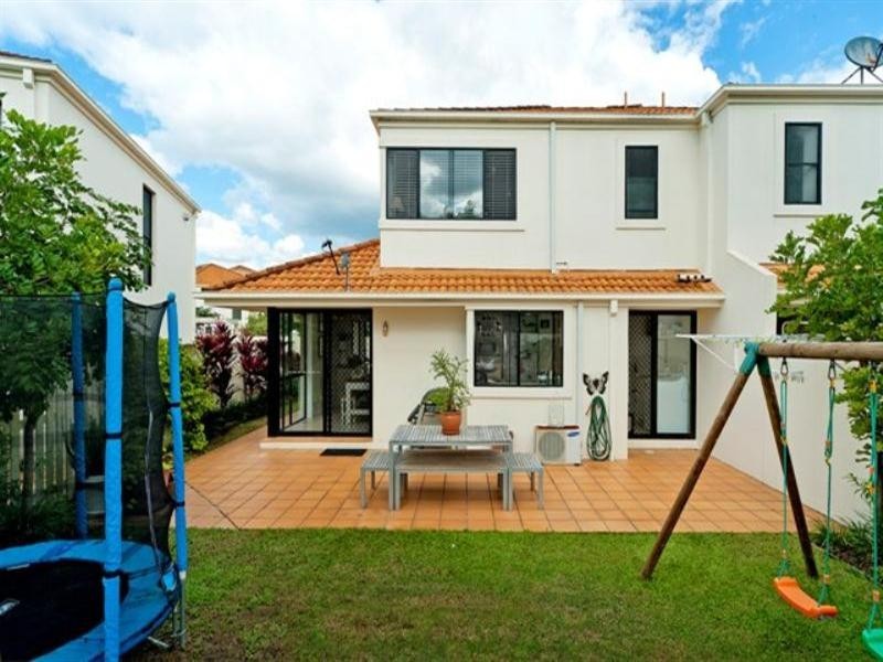 Hope Island QLD 4212