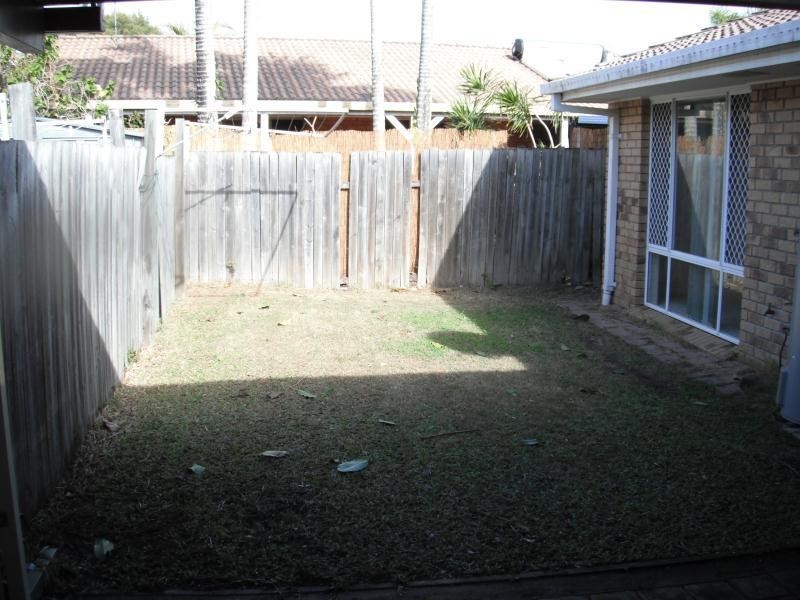 2/80 River Oak Drive, Helensvale QLD 4212