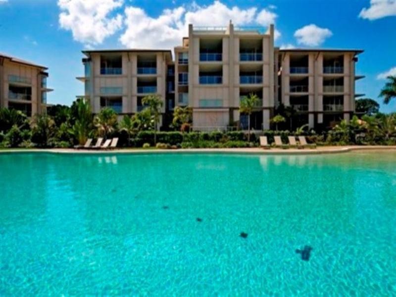 1766 Rialto Quay, Hope Island QLD 4212