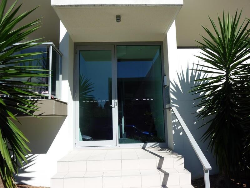 62 Gaven Crescent, Mermaid Beach QLD 4218