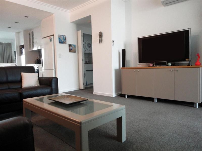 62 Gaven Crescent, Mermaid Beach QLD 4218