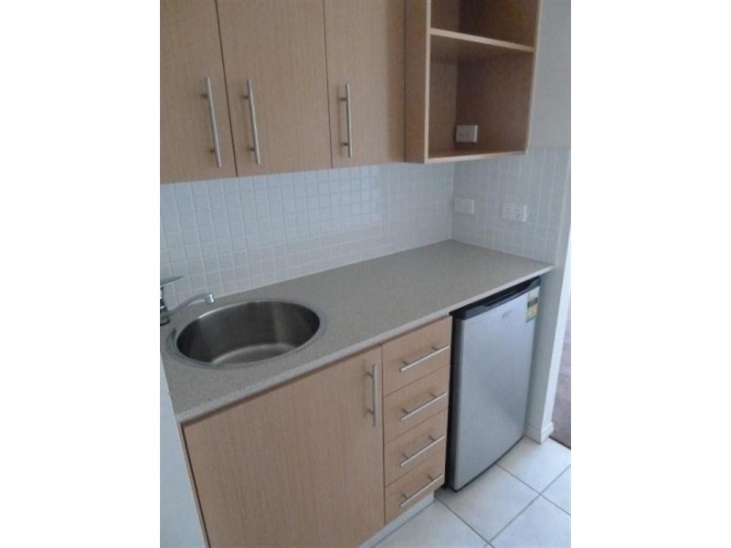 8478 Magnolia Drive, Hope Island QLD 4212