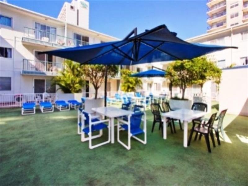 33-69 Ferny Avenue, Surfers Paradise QLD 4217