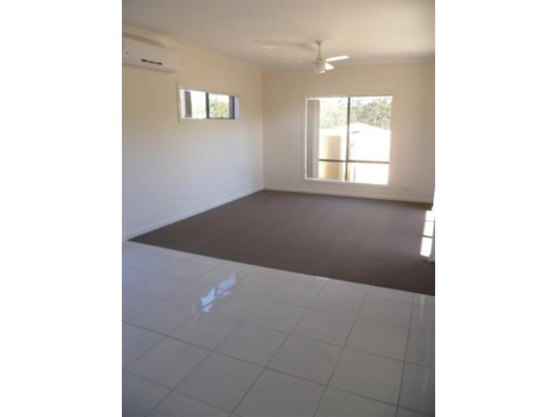 4 Erbin Lane, Augustine Heights QLD 4300