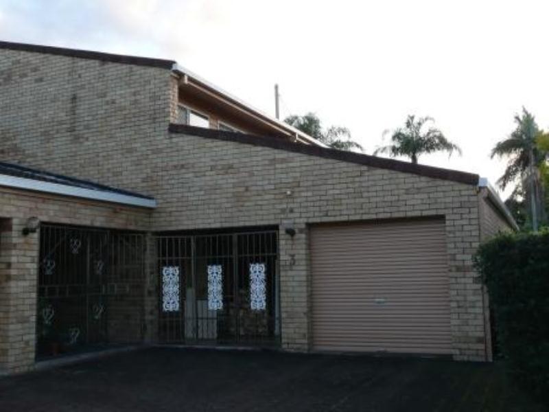 3-26 Vespa Crescent, Bundall QLD 4217