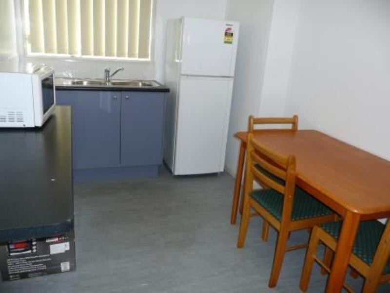 141 Ferny Avenue, Surfers Paradise QLD 4217