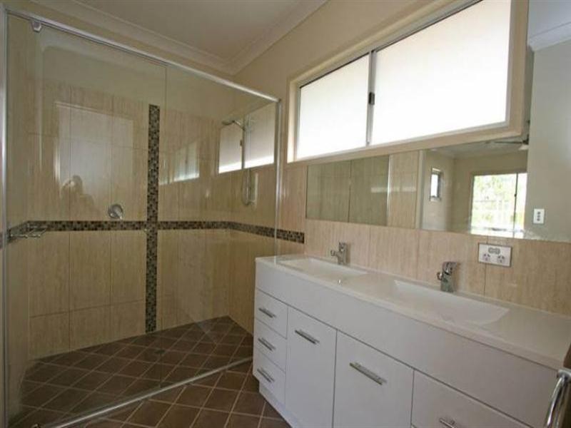 11 Flame Trees, Maudsland QLD 4210