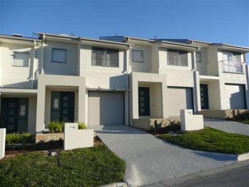 3/11 Pearl Street, Coomera QLD 4209