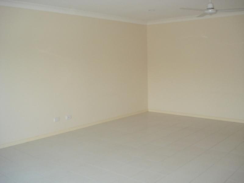 3/11 Pearl Street, Coomera QLD 4209