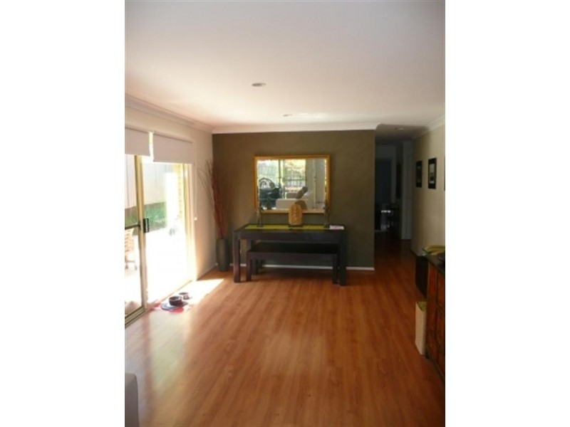 1/12 Judith Avenue, Southport QLD 4215