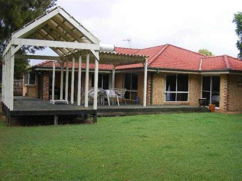 59 Lakeshore Drive, Helensvale QLD 4212