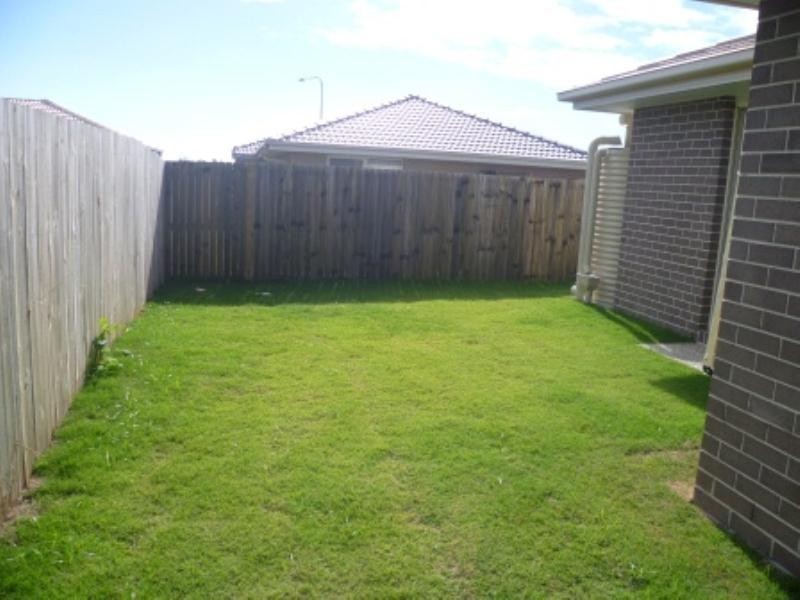 1 Ballow Crescent, Redbank Plains QLD 4301