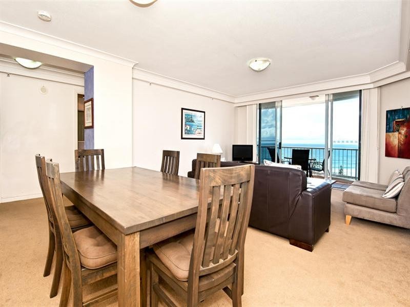 7 Elkhorn Avenue, Surfers Paradise QLD 4217