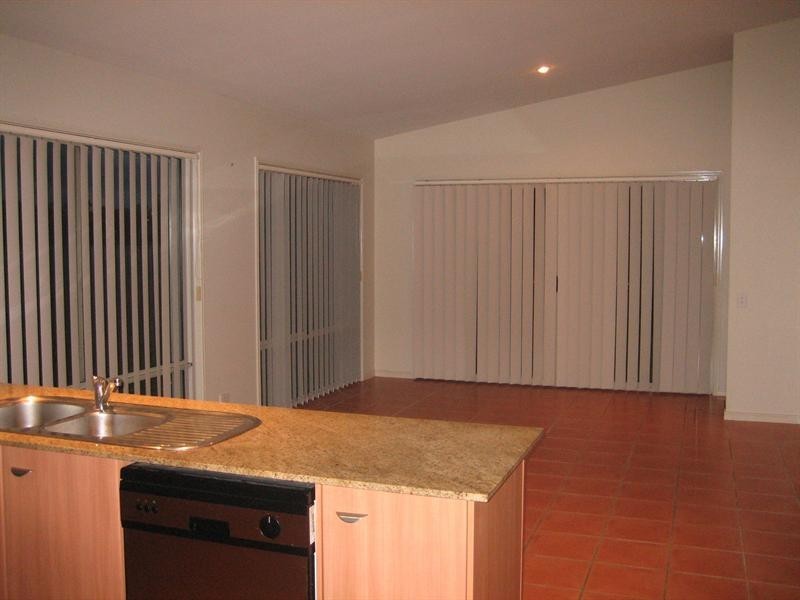 66 Woodyviews Way, Robina QLD 4226