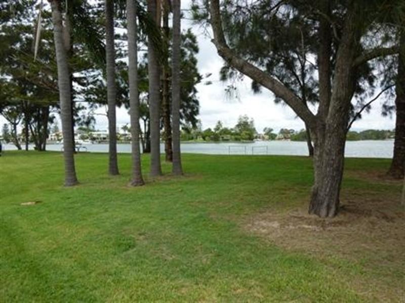 25 Sunset Boulevard, Surfers Paradise QLD 4217