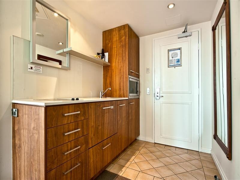 25 Laycock Street – Legends Gold Coast, Surfers Paradise QLD 4217