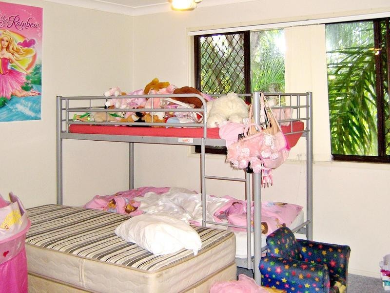 145 Government Road, Labrador QLD 4215