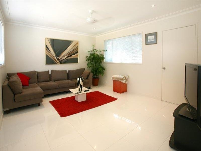 Isle Of Capri QLD 4217