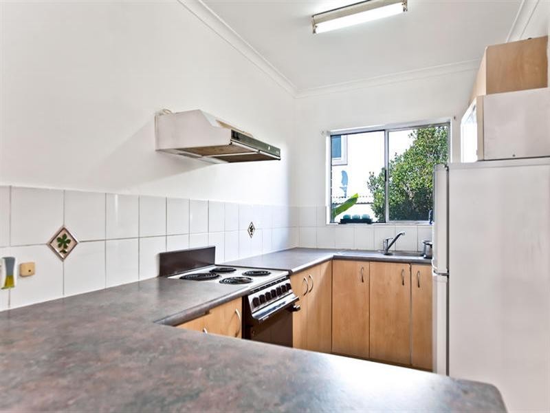 19 Sunset Boulevard, Surfers Paradise QLD 4217