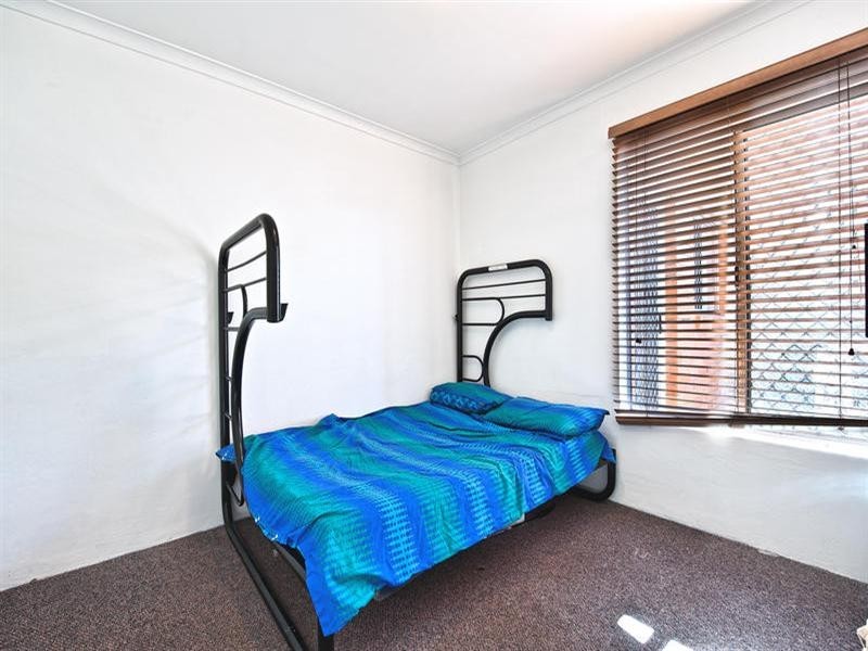 19 Sunset Boulevard, Surfers Paradise QLD 4217