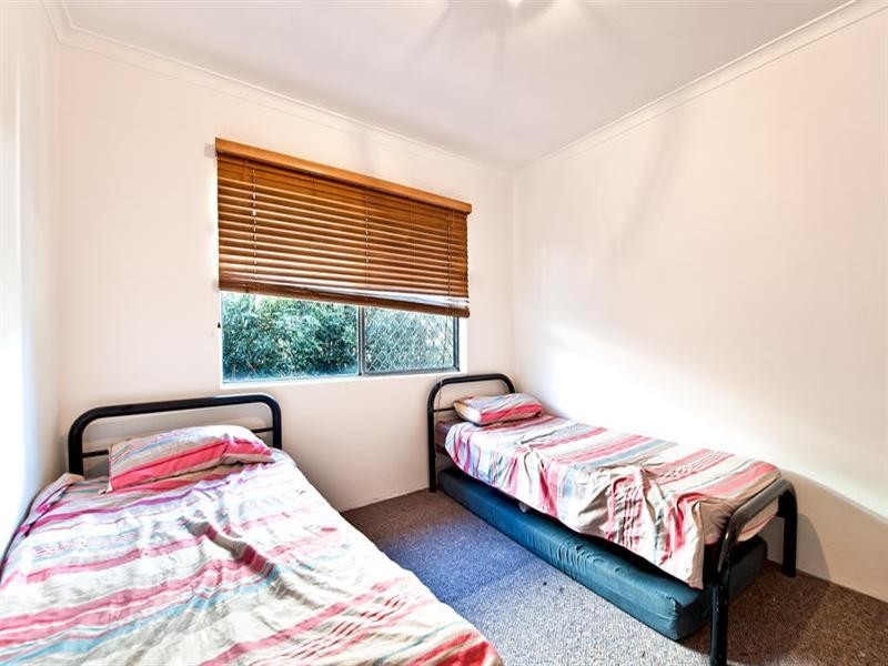 19 Sunset Boulevard, Surfers Paradise QLD 4217