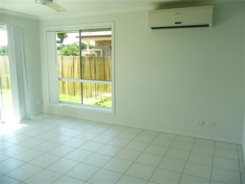 7 Scott Way, Redbank Plains QLD 4301