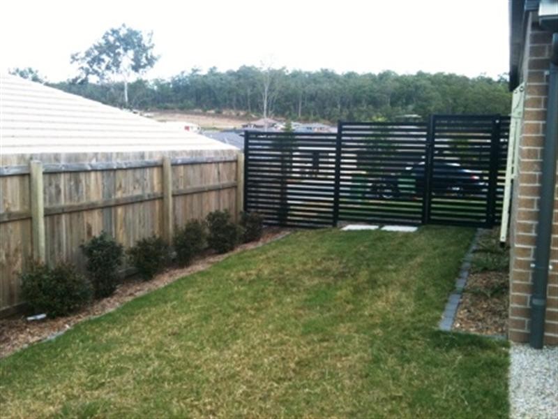 2-1/19 Peppertree Drive, Holmview QLD 4207